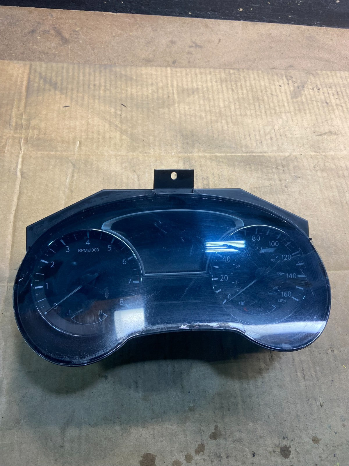 2014 Nissan Pathfinder Xterra Cluster Speedometer Instrument OEM Y4545 DG0