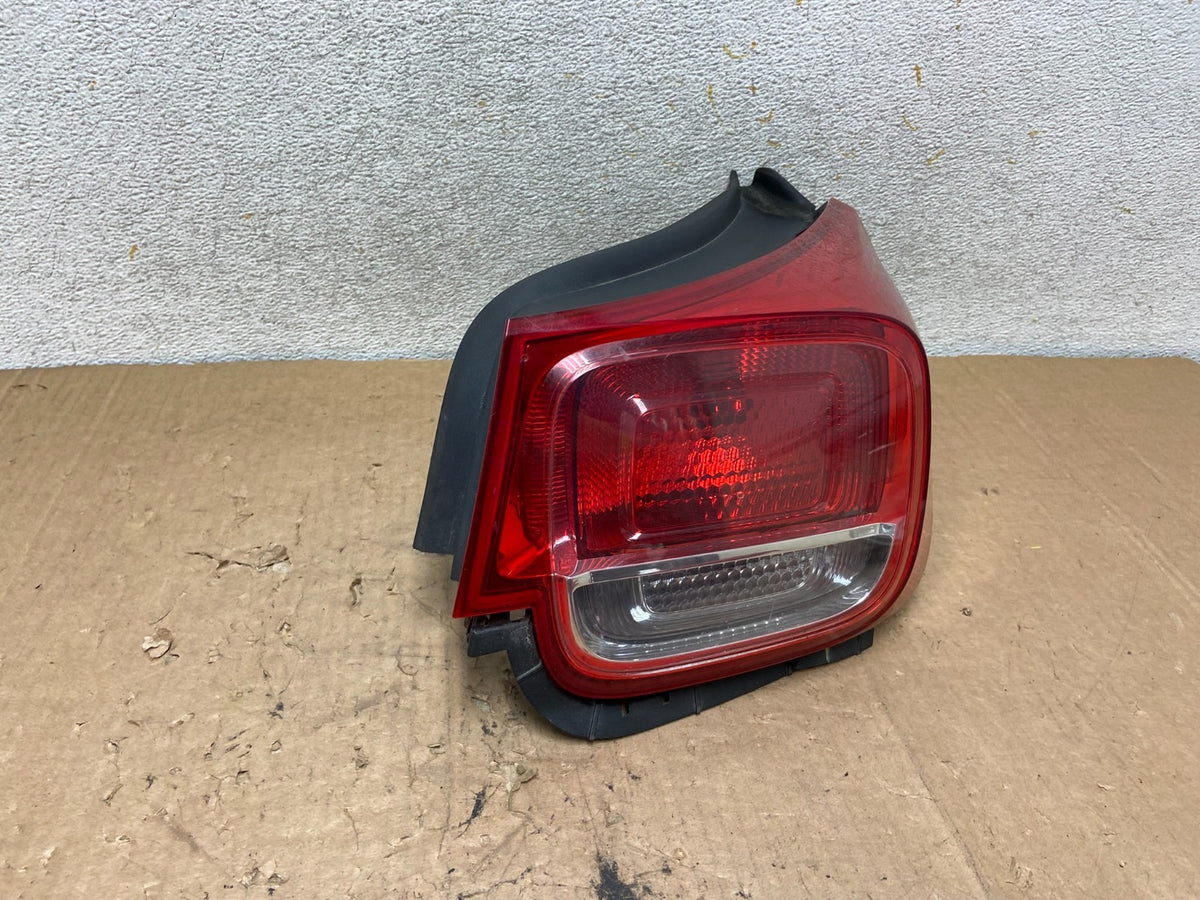 No Led Trim 2013-2015 Chevrolet Malibu Right Passenger Side Tail Light AI9269 LK2