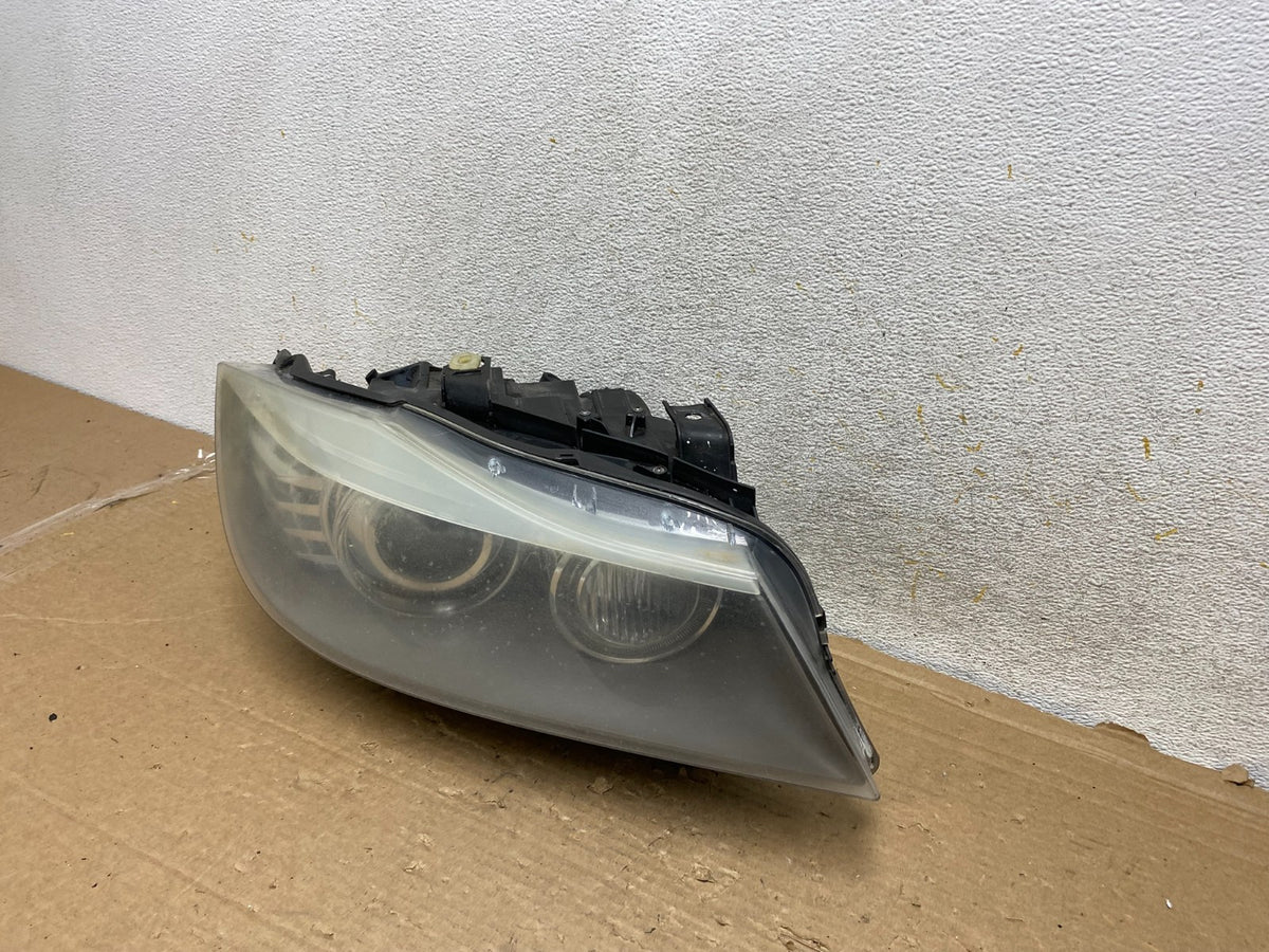 2009-2011 Bmw 3 Series 328i 4/D Sedan Right Passenger Headlight Xenon AH90542