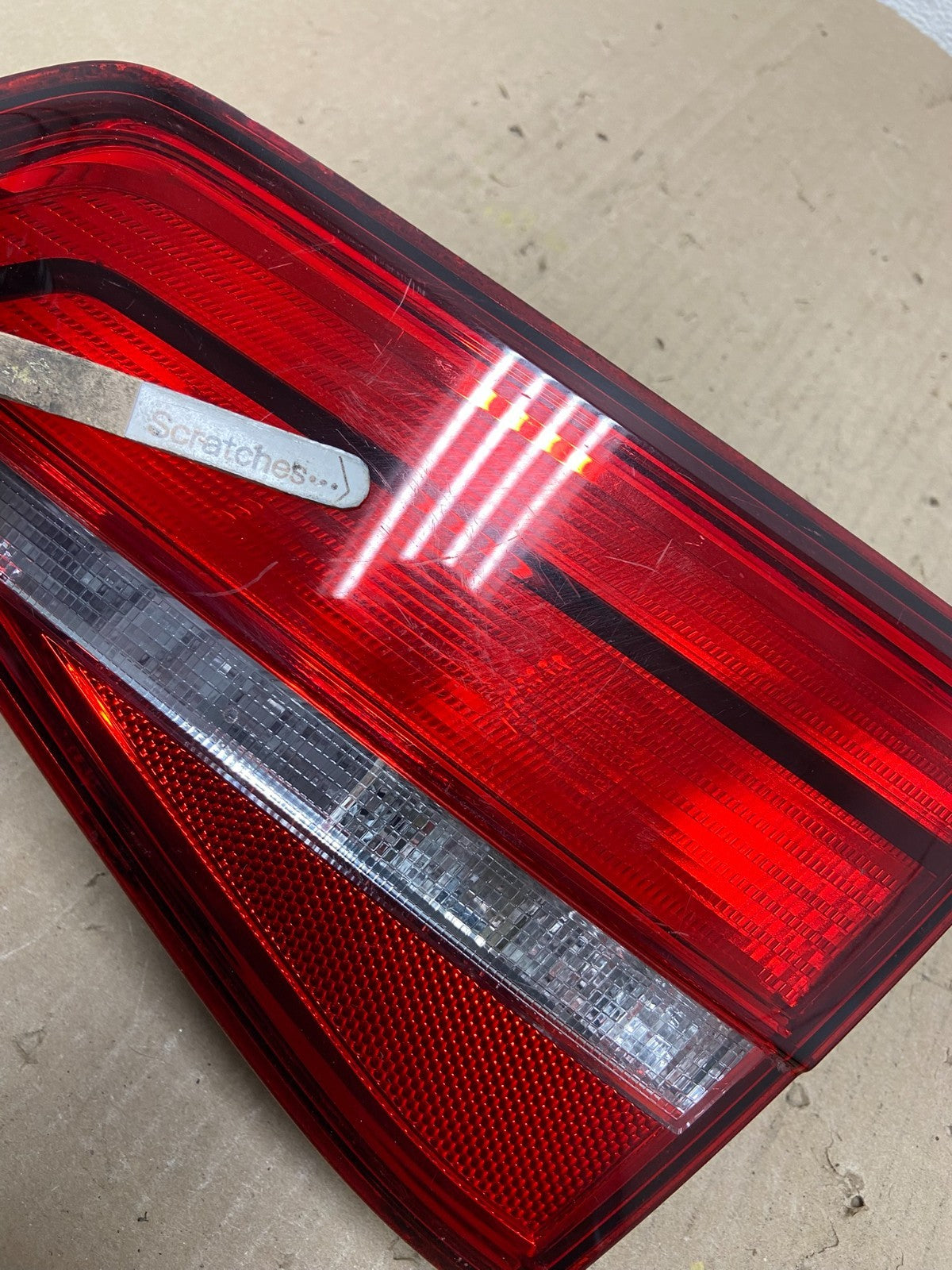 2015 - 2018 Volkswagen Jetta Right Passenger Side Tail Light Inner AG6952 DW3