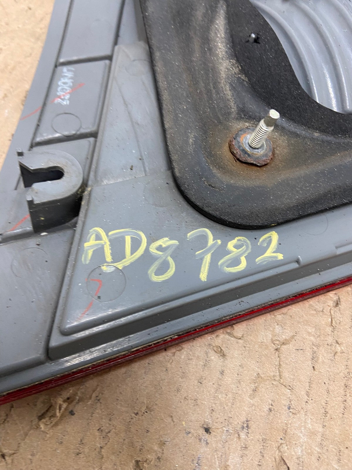 2005 2006 2007 Honda Odyssey Inner Left Driver Lh Tail Light AD8782 LK6