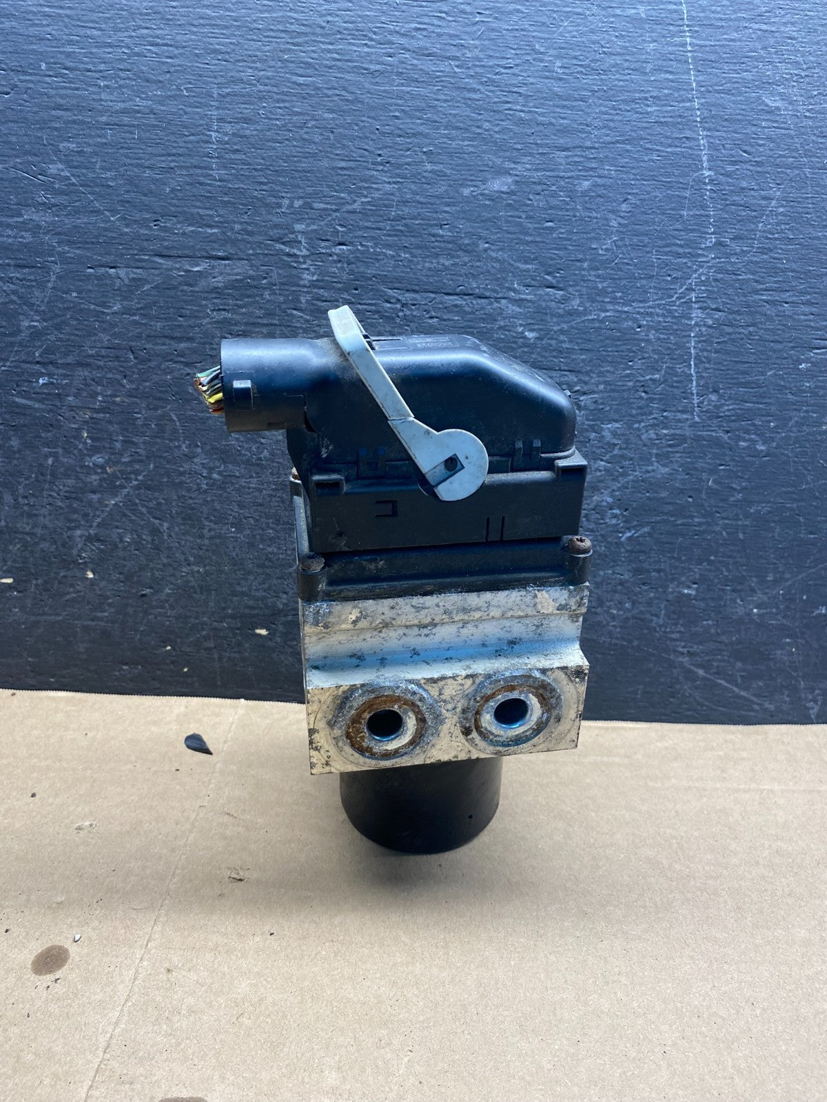 2005 2006 2007 Ford F250 F350 SD ABS Anti Lock Brake Pump Module AE9990 DG3