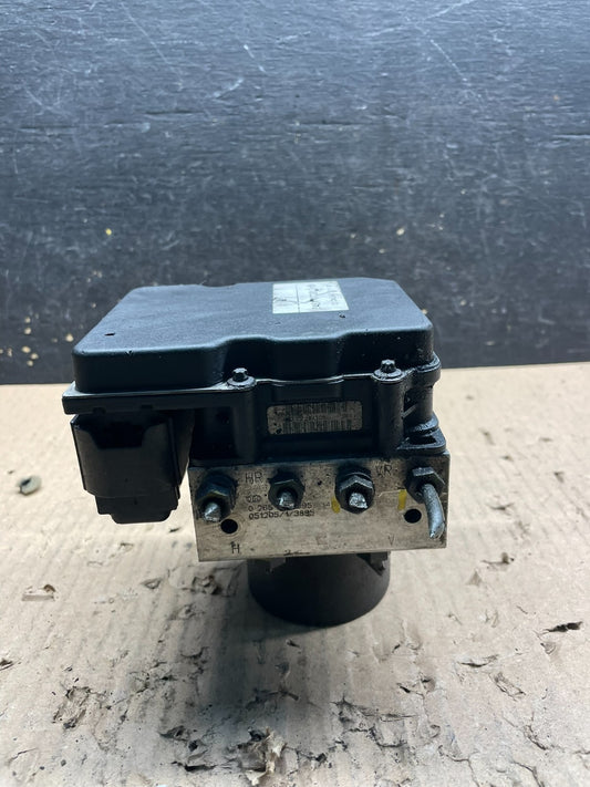 2004 2005 2006 BMW X3 ABS Anti-Lock Brake Pump 3451 6773012-0 OEM U1745 DG0