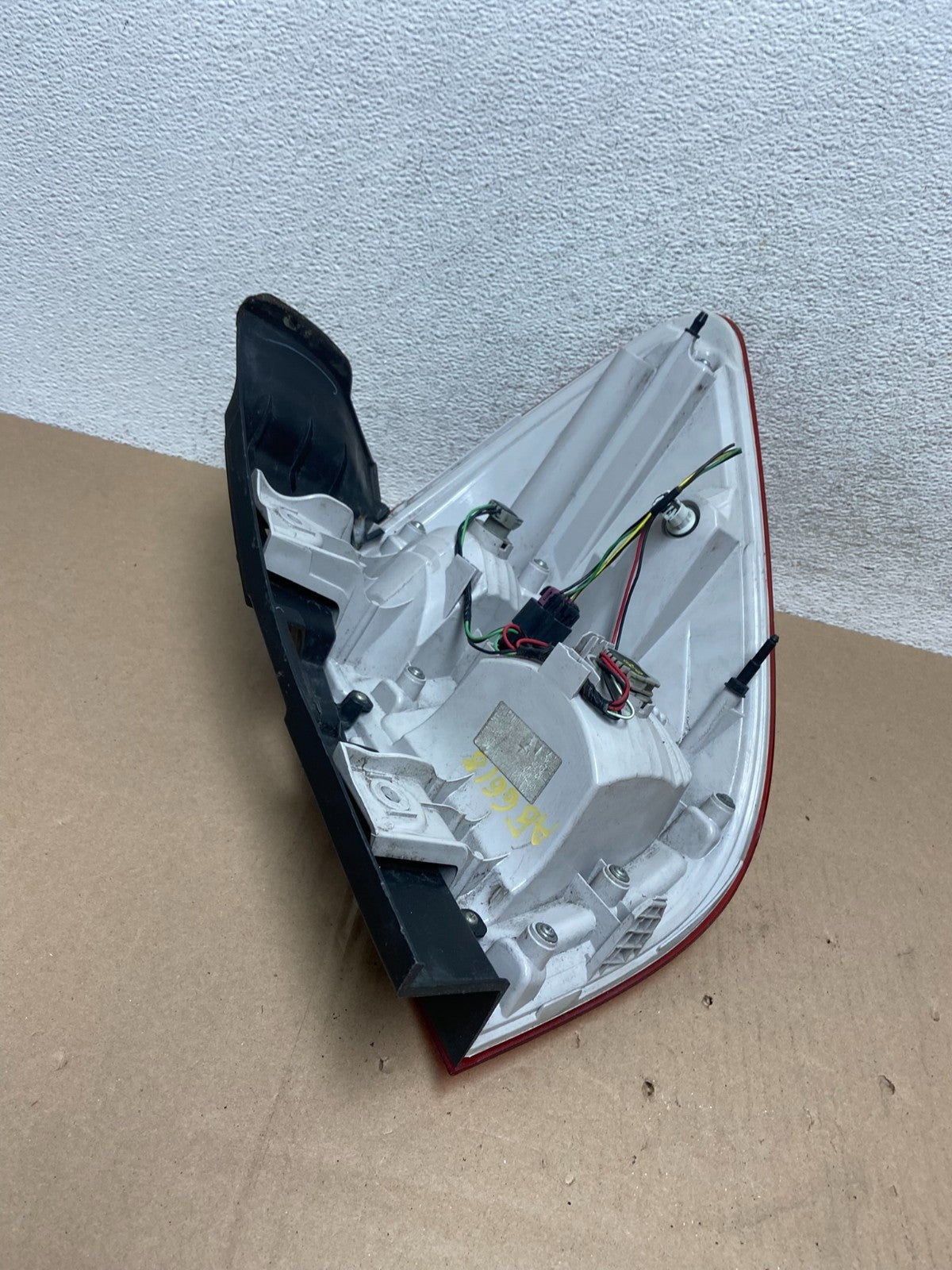 2016 to 2017 Chevrolet Equinox Left Driver Lh Side Tail Light AG6618 DW5