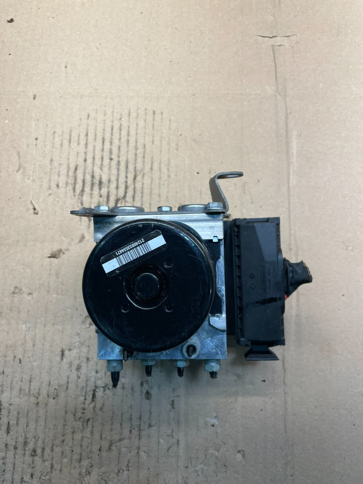 2007 2008 BMW 135i ABS Anti Lock Brake Pump 6784766-01 v1981 DG5