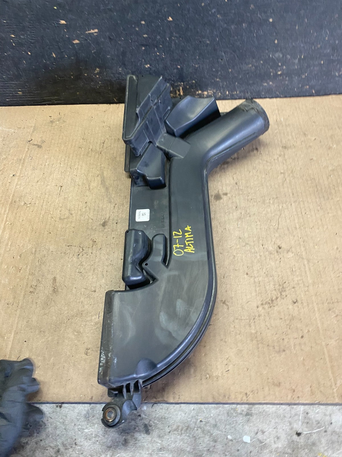 2007 to 2013 Nissan Altima 2.5L Air Duct Tube Resonator 16554-JA000 OEM Q5861 DG6