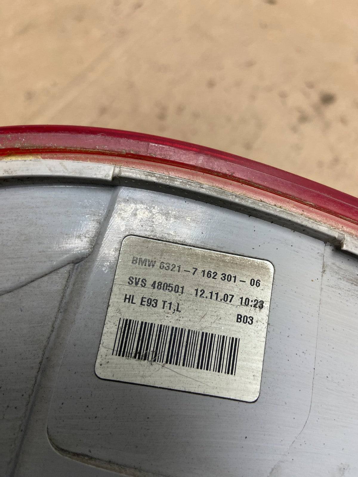 2007 - 2010 BMW M3 328i 335i Convertible Left Driver LH Tail Light AE9331 DW7