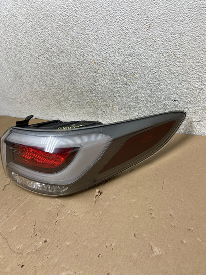 2016 - 2017 Hyundai Sonata Hybrid Right Passenger RH Tail Light AH0799 DG2