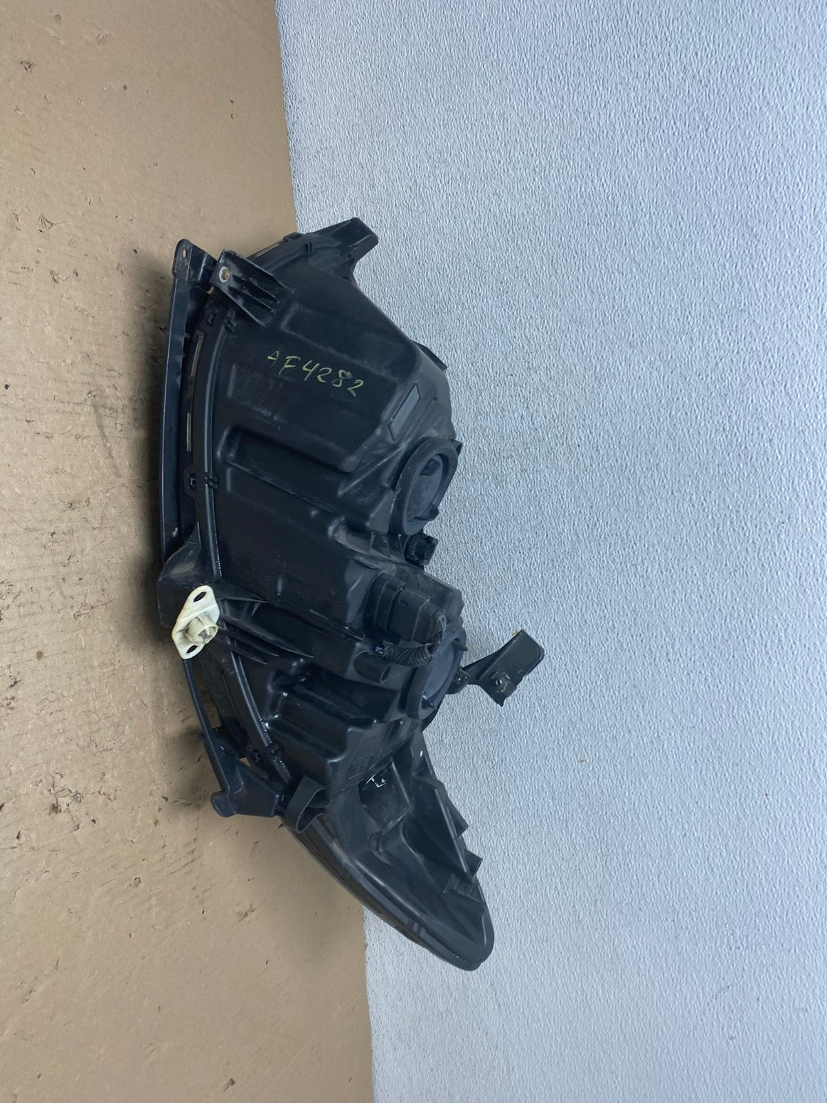 2013 to 2016 Ford Fusion Right Passenger Rh Side Headlight AF4282 LK7