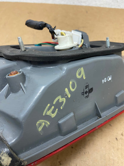 2006 to 2009 Hyundai Azera Right Passenger Inner Tail Light AE3109 LK6