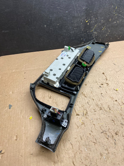2005 to 2010 Honda Odyssey Radio Climate Control Dash Trim Bezel t6043 DG3