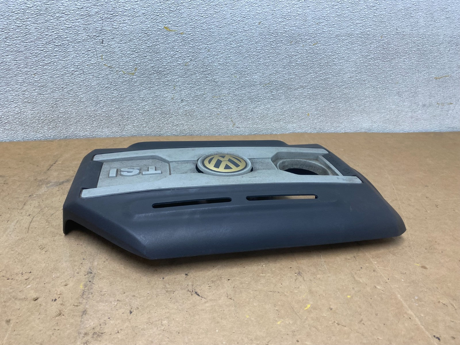 2005-2010 Volkswagen Mk5 2.0 TSI Passat Jetta Engine Cover X5525 DG3