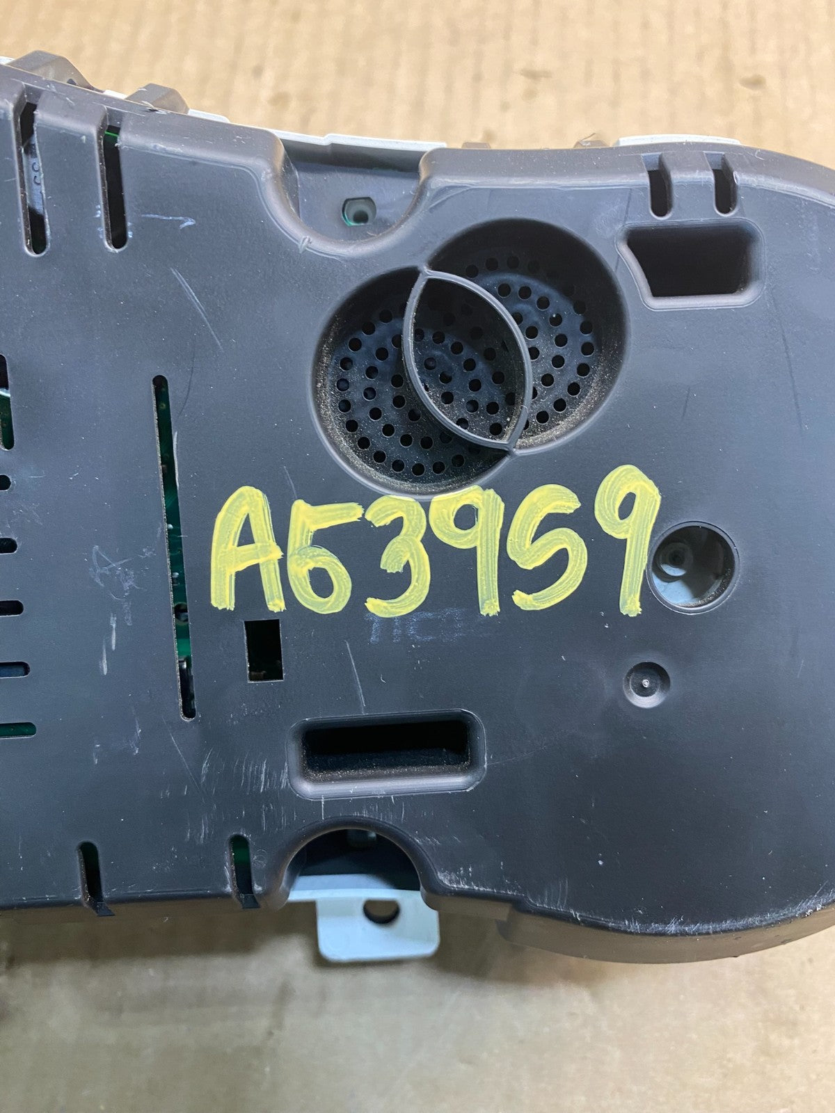 2011 2012 2013 Kia Optima Hybrid Speedometer Cluster Gauge AG3959 DW6