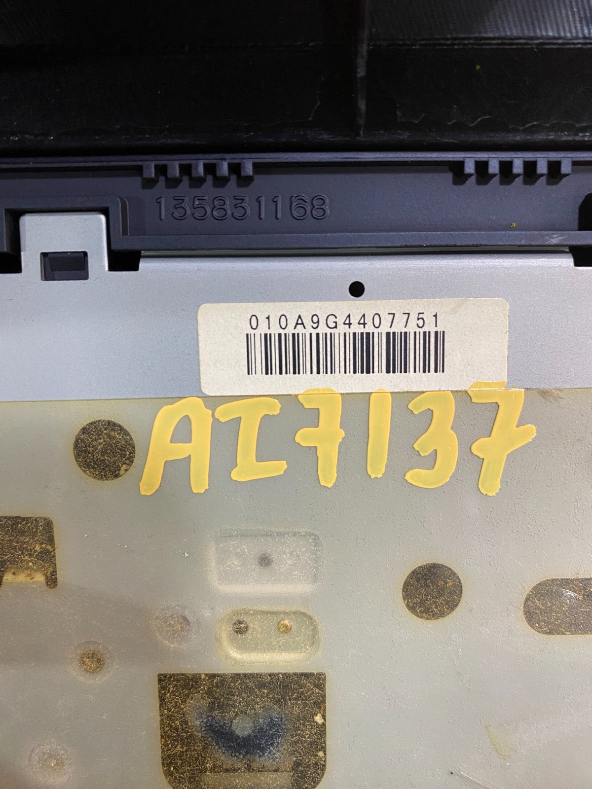 2002 to 2003 Lexus ES330 Es300 Radio Screen Receiver CD Air Vent AI7137 DG7