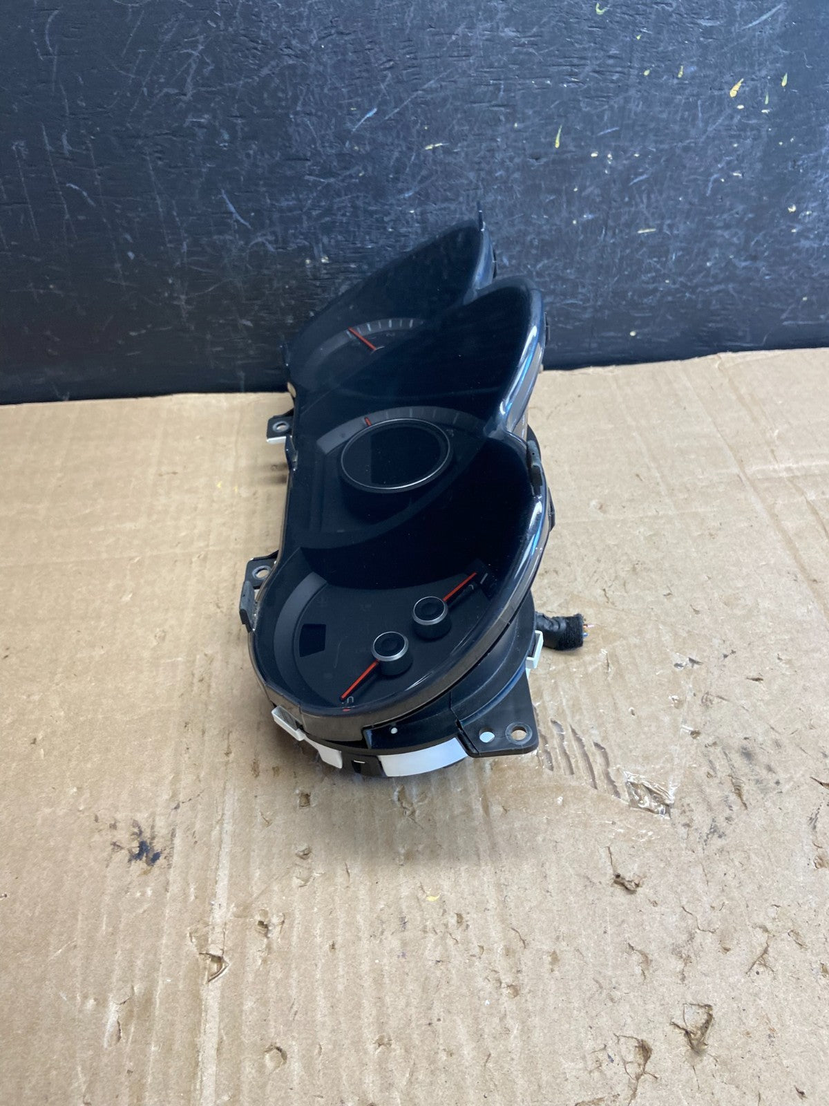 2014 to 2015 Kia Optima Speedometer Cluster Gauge AE1885 DG2