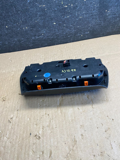 2014 to 2017 Jeep Cherokee Heater Climate Temperature Control AJ1298 DW3