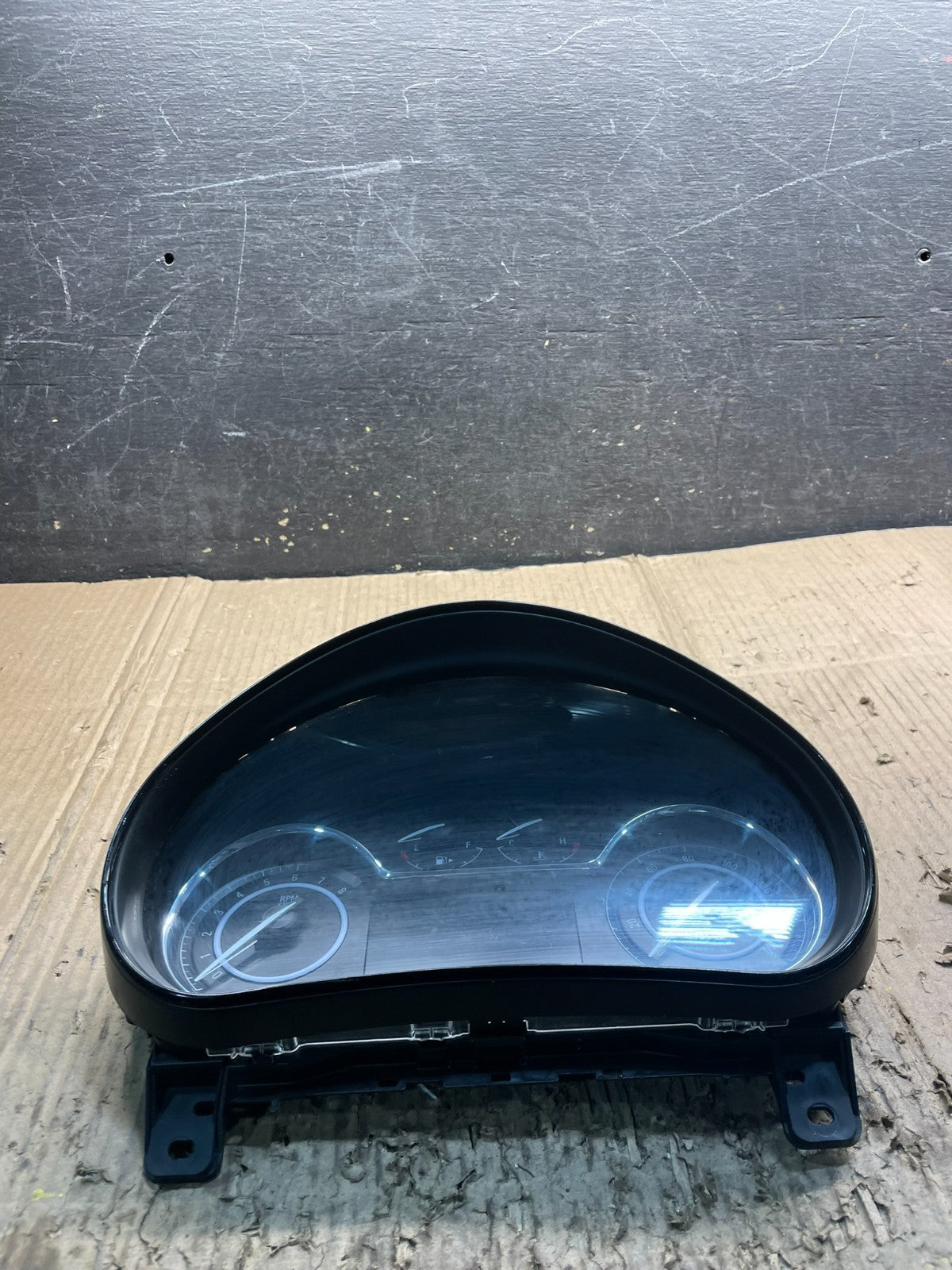 2015 Buick Regal Speedometer Cluster Gauge Oem X9852 DG1