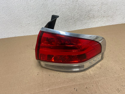 2011 to 2015 Lincoln MKX Right Passenger RH Side Tail Light AE5991 DW0