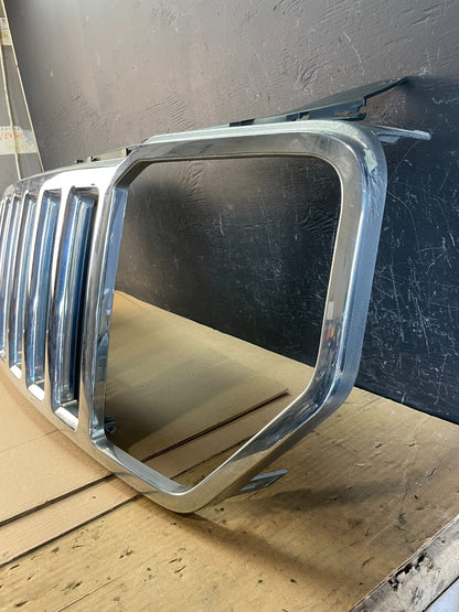 2008 2009 2010 2011 2012 Jeep Liberty Front Upper  Grill Grille OEM AC2209 DG1