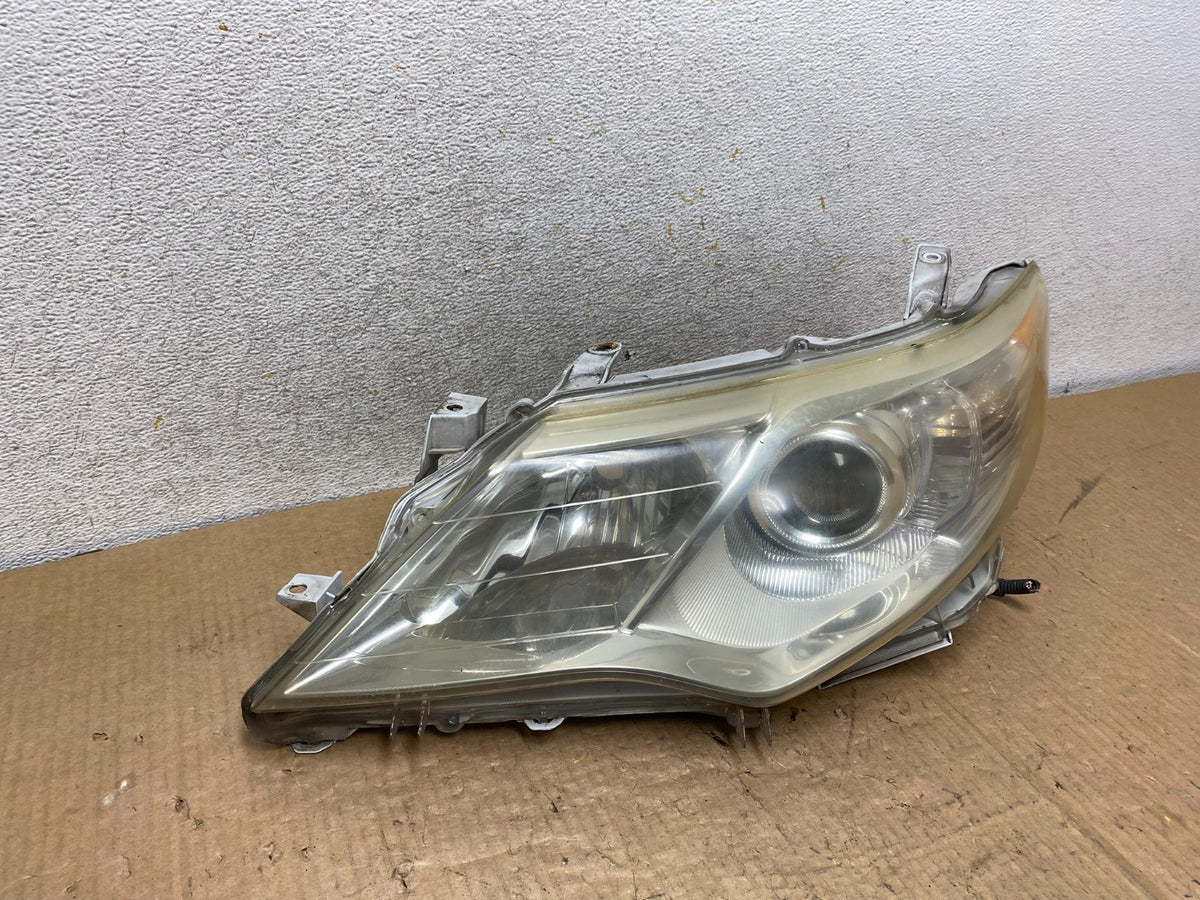 2012 2013 2014 Toyota Camry Left Driver LH Halogen Headlight AI8059 DW2