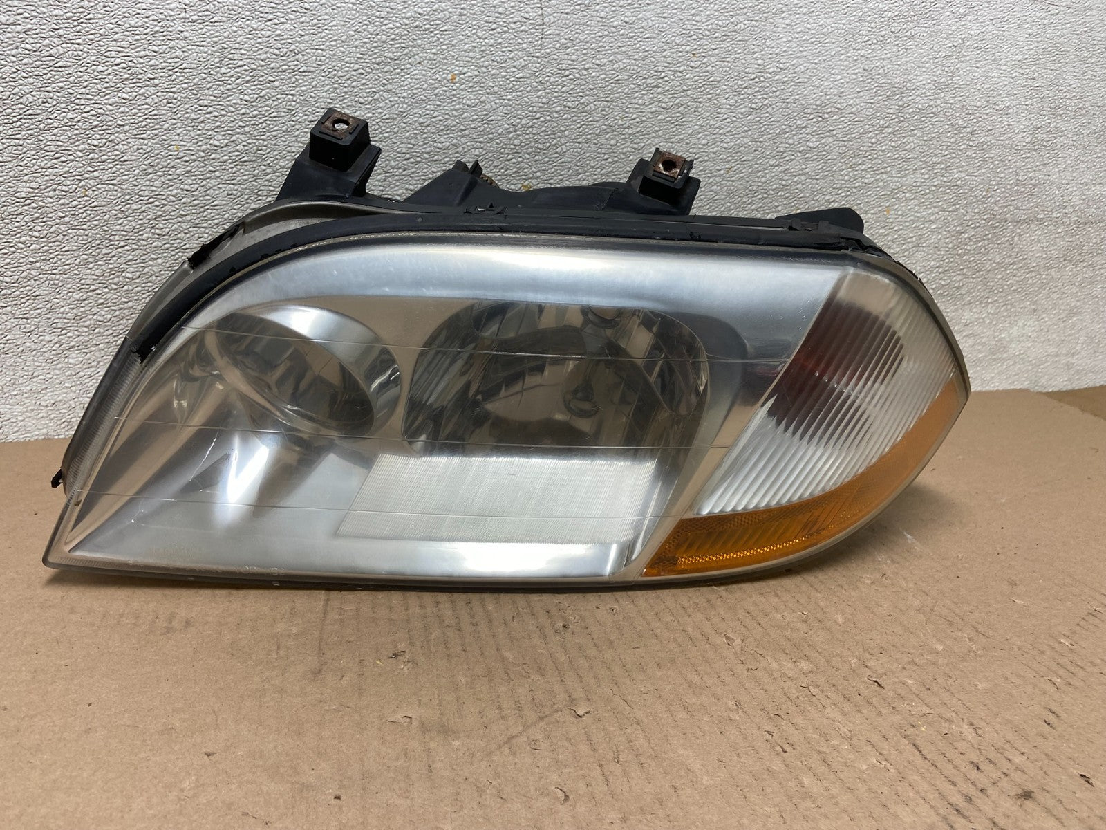 2001 to 2003 Acura MDX Left Driver LH Halogen Headlight AB5945 DW0