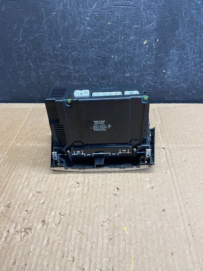 2002 - 2003 Lexus ES300 Center Dash A/C AC Heater Climate Control Unit AD2323 DG3
