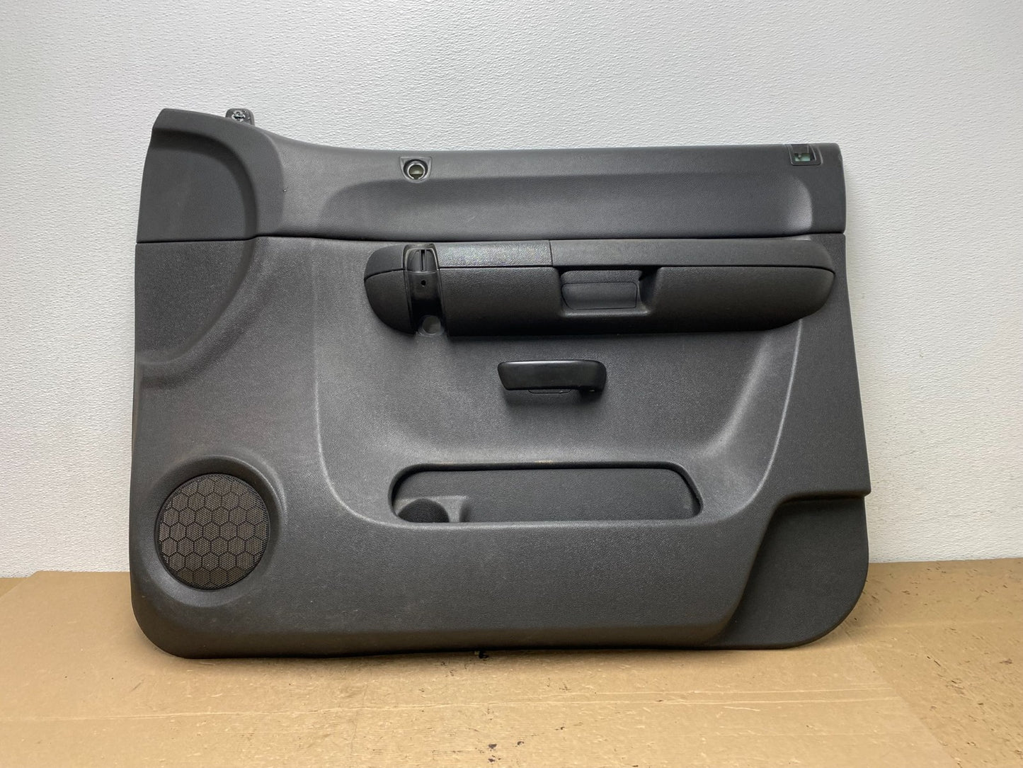2007 to 2009 GMC Sierra Silverado Right RH Side Door Panel AF49750