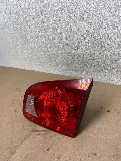 2007 2008 2009 Hyundai Santa Fe Right Passenger Tail Light Inner AG4880 LK2
