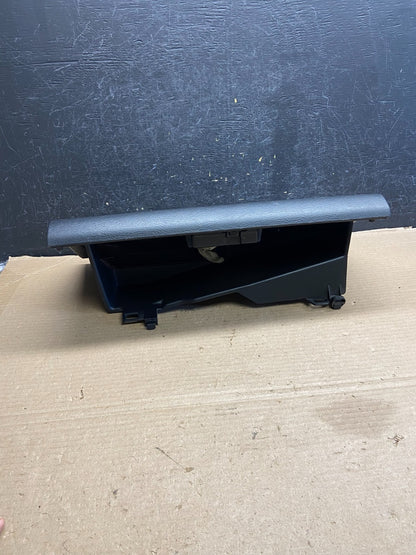 2002-2005 Dodge Ram 1500 Front Right Passenger RH Storage Glove Box AH3544 DG3