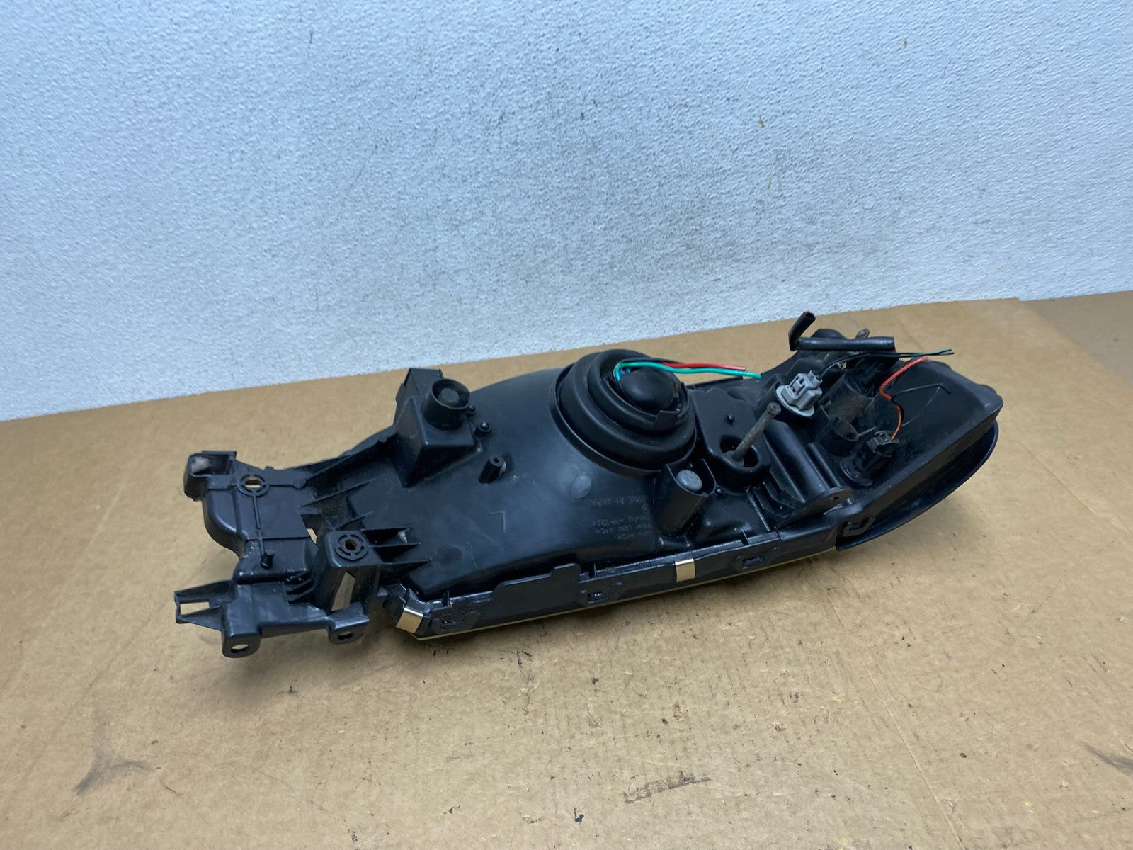 2003 2004 Subaru Forester Left Driver LH Headlight Halogen AE4823 DW5