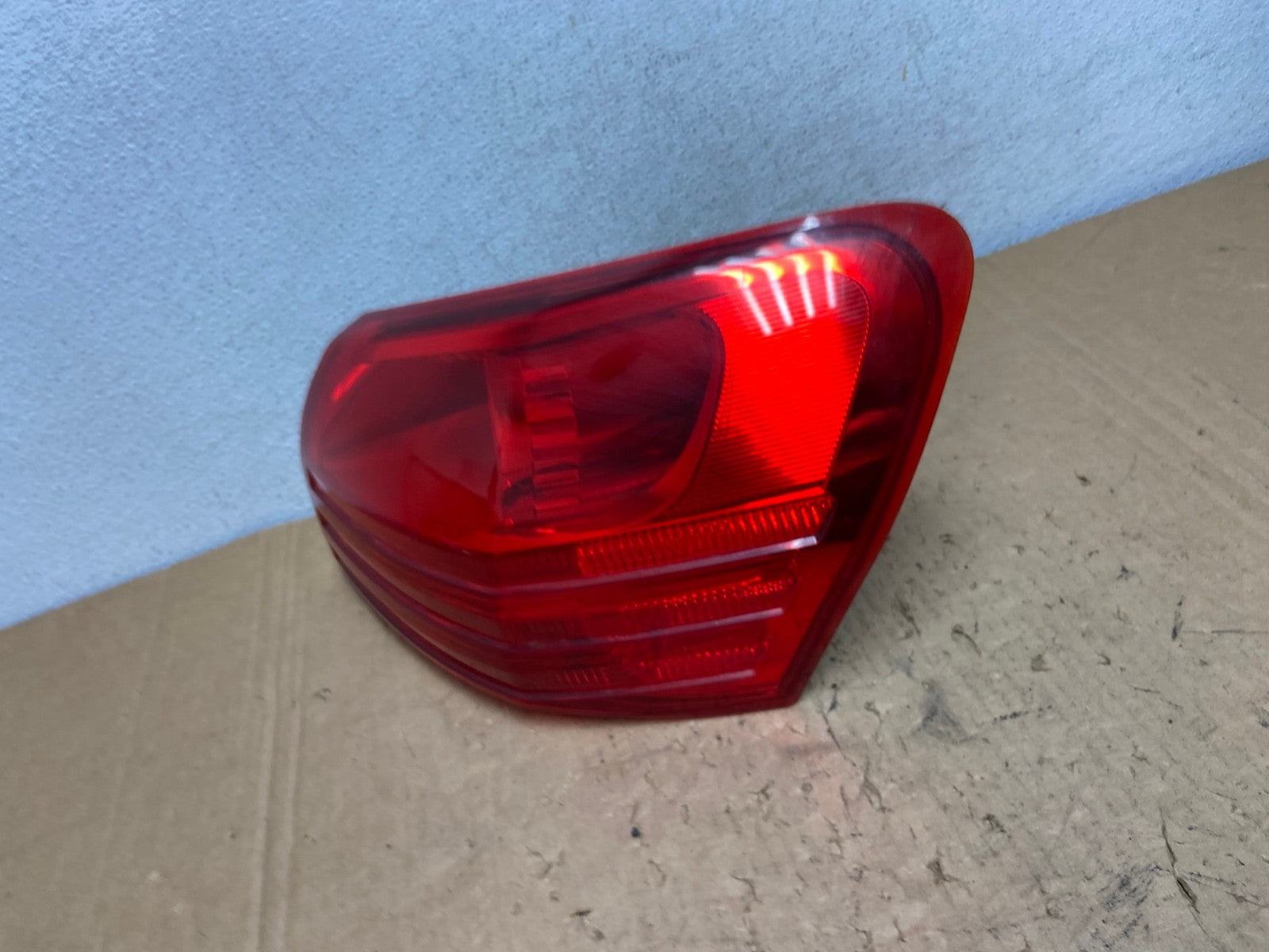 2008 to 2015 Nissan Rogue Right Passenger Rh Side Tail Light AD3309 LK1