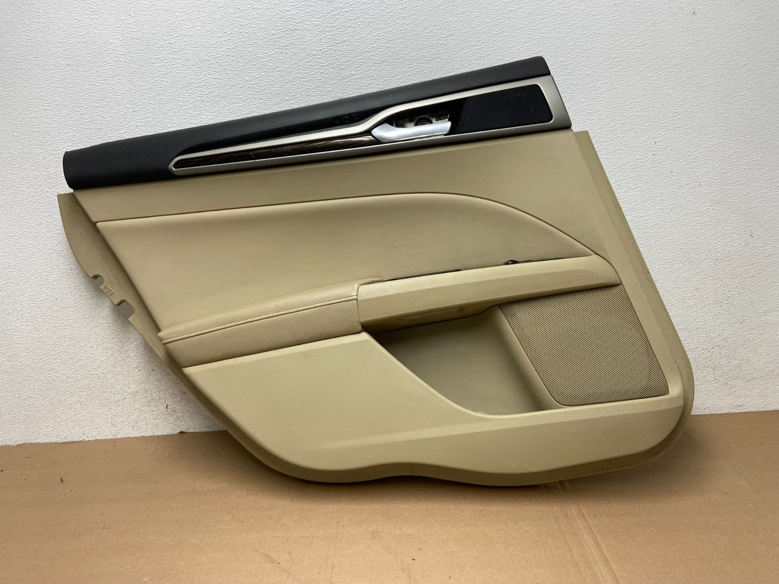 2013 to 2014 Ford Fusion Rear Left Driver Interior Door Panel AG4513 DG0