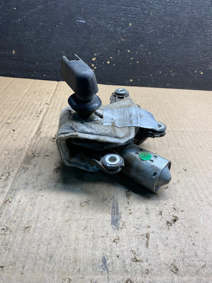 2007 to 2015 Audi Q7 Rear Windshield Washer Wiper Motor AB0384 DG2