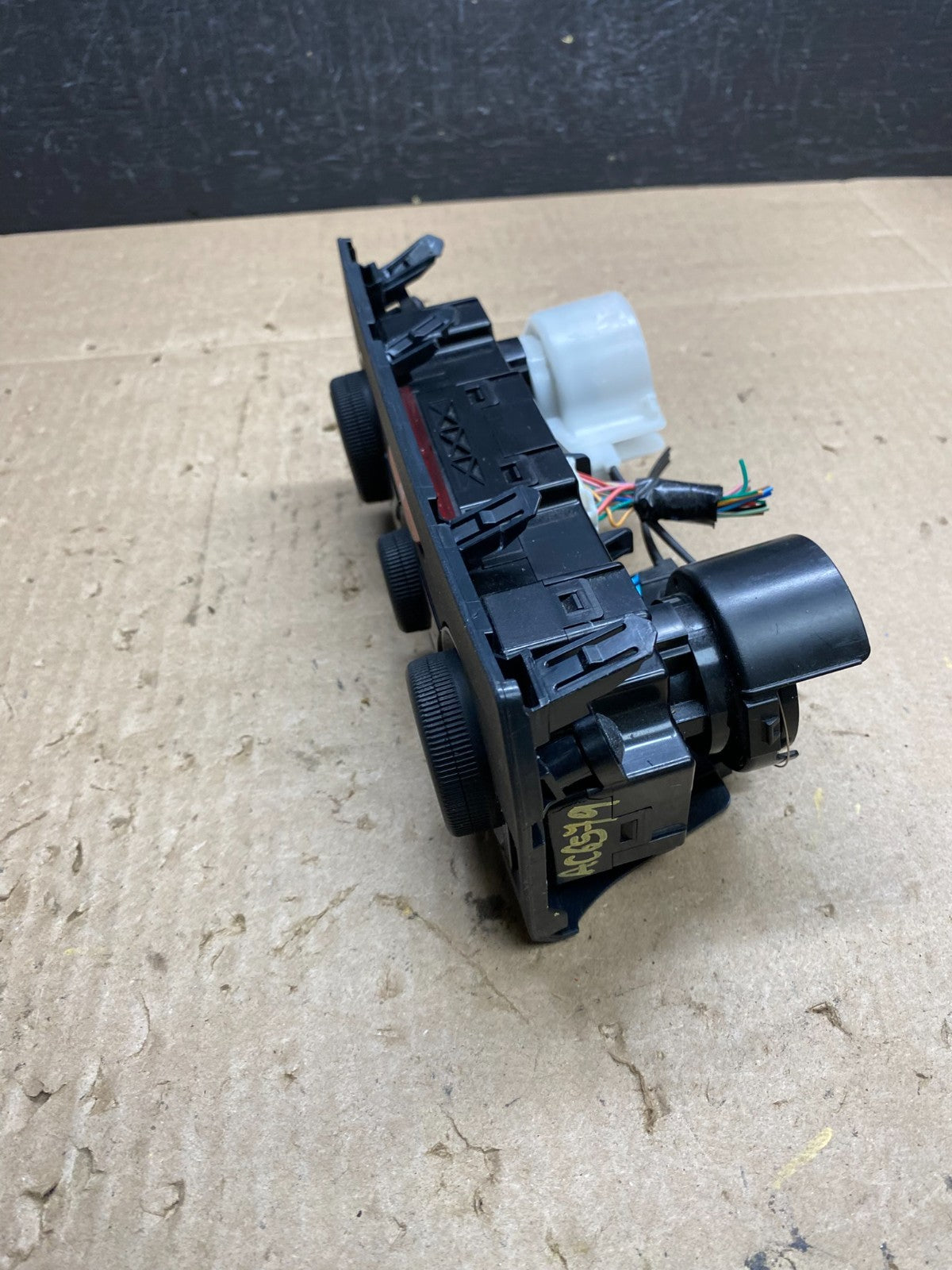 2017 to 2020 Subaru Impreza A/C Heater Climate Control Panel AC6579 DG2