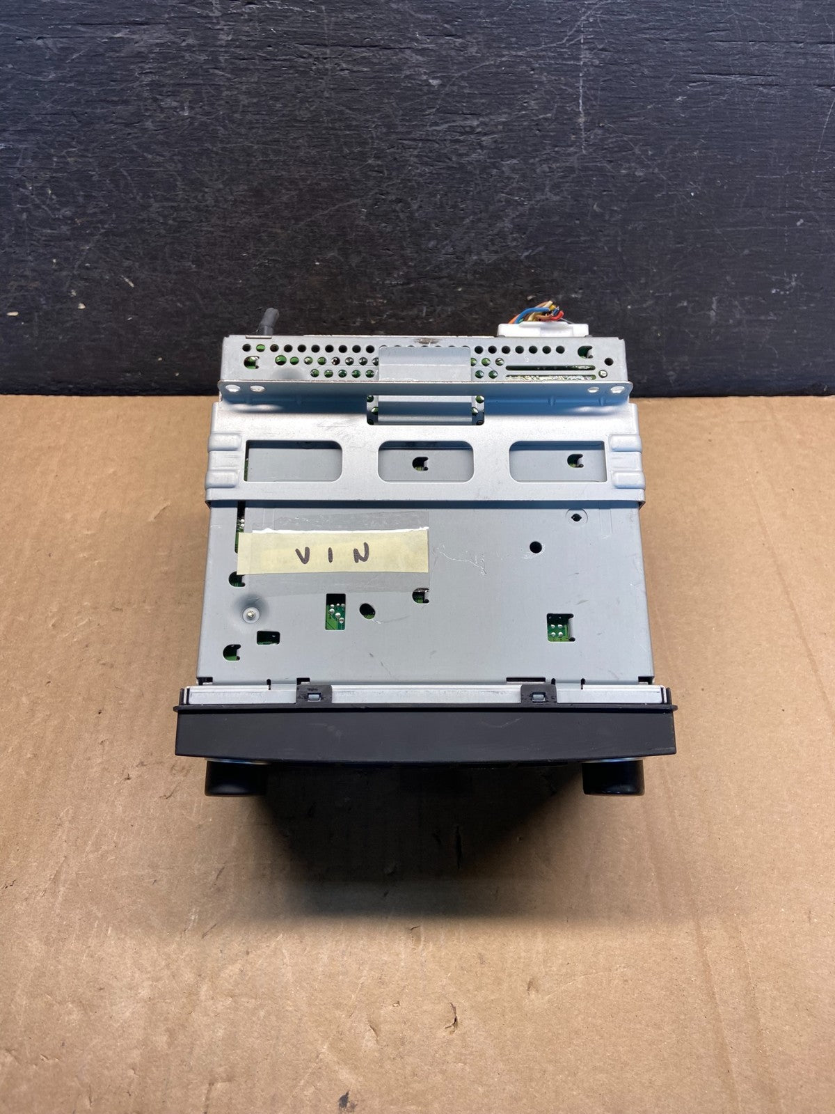 2007 - 2009 Kia Sedona Entourage Radio Stereo Receiver AM FM CD Player AG1504 DW4