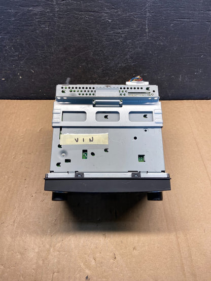 2007 - 2009 Kia Sedona Entourage Radio Stereo Receiver AM FM CD Player AG1504 DW4