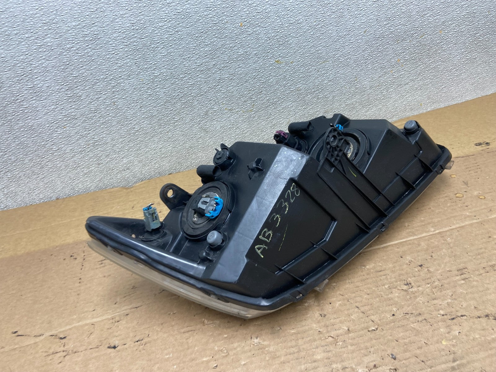 2009 to 2017 Dodge Journey Headlight Left Driver Lh Side Halogen Oem AB3328 DW6