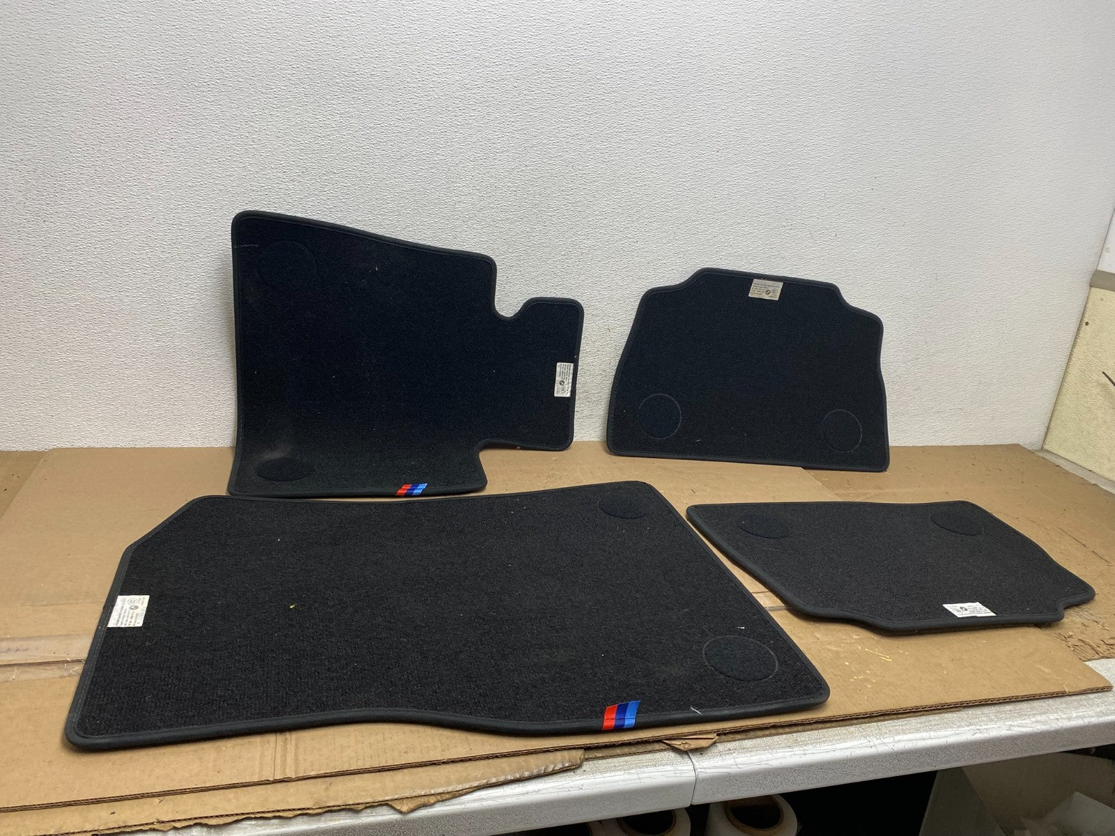 2020 to 2024 Bmw X6M Front And Rear Floor Mat Set Black AE6901 DG4