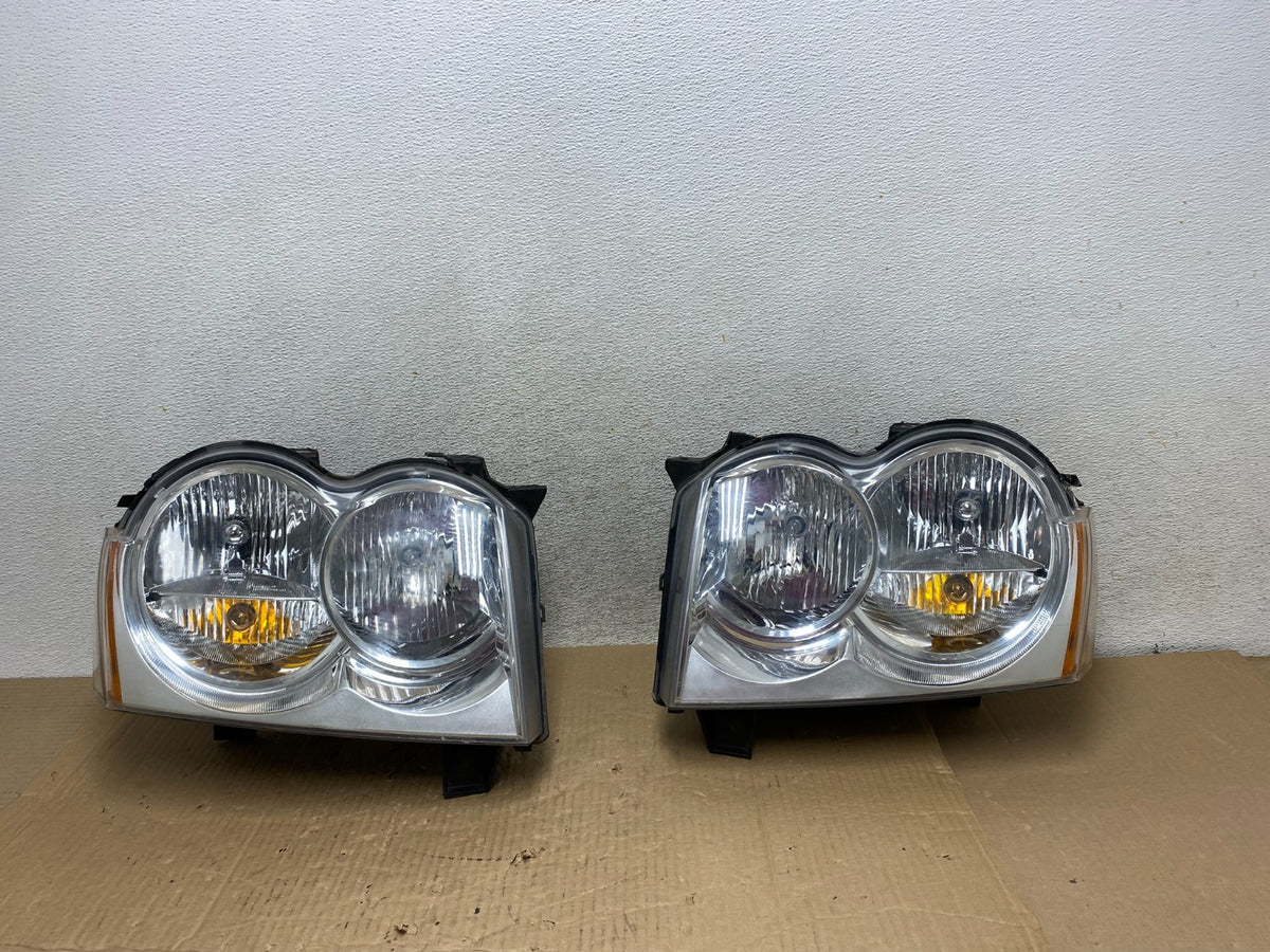 2005-2007 Jeep Grand Cherokee Left+Right Halogen Headlights AI1275 DW0