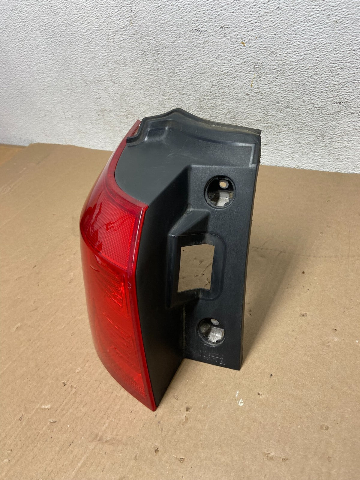 2010 to 2017 GMC Terrain Halogen Tail Light Left Driver Lh Side AD6465 DW1