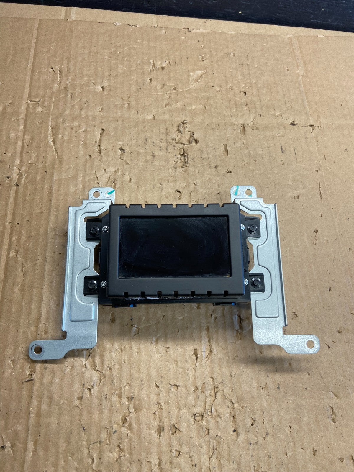 2013 to 2016 Ford Taurus 4.2" Radio Navigation Screen Module AD6791 DG0