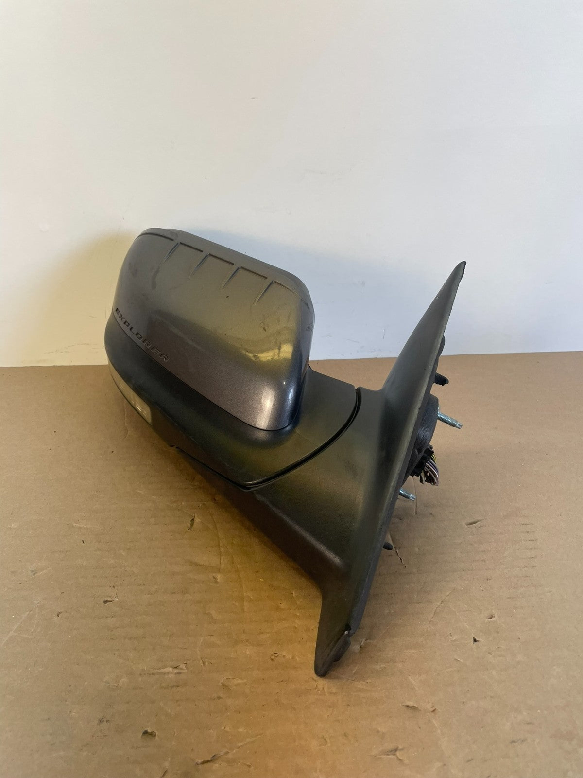 2011 to 2015 Ford Explorer Right Passenger View Door Mirror AF5598 MS1
