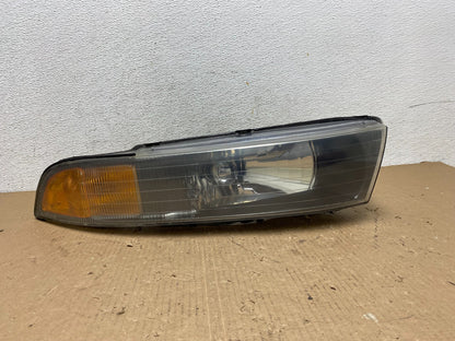 2002 to 2003 Mitsubishi Galant Right Passenger RH Side Headlight AD8135 DW0