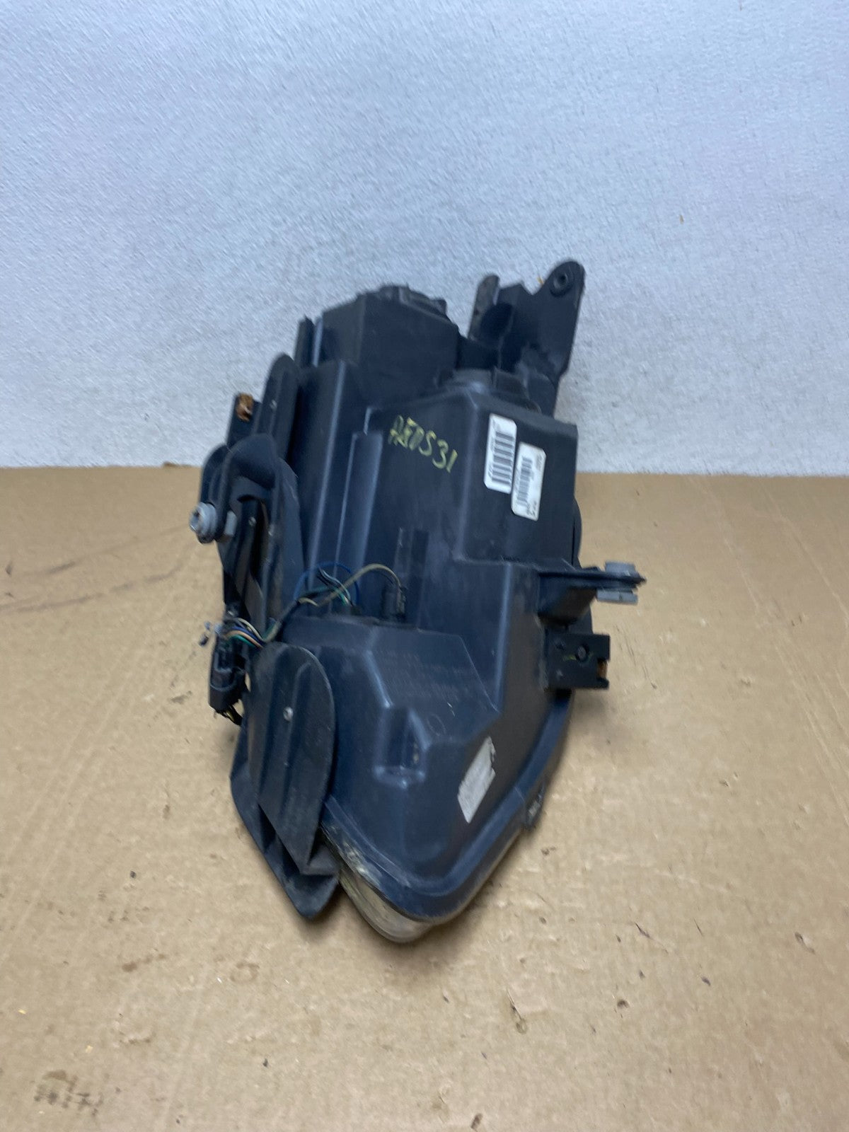 2007 to 2012 Gmc Acadia Halogen Headlight Left Driver LH Side AG0531 DW6