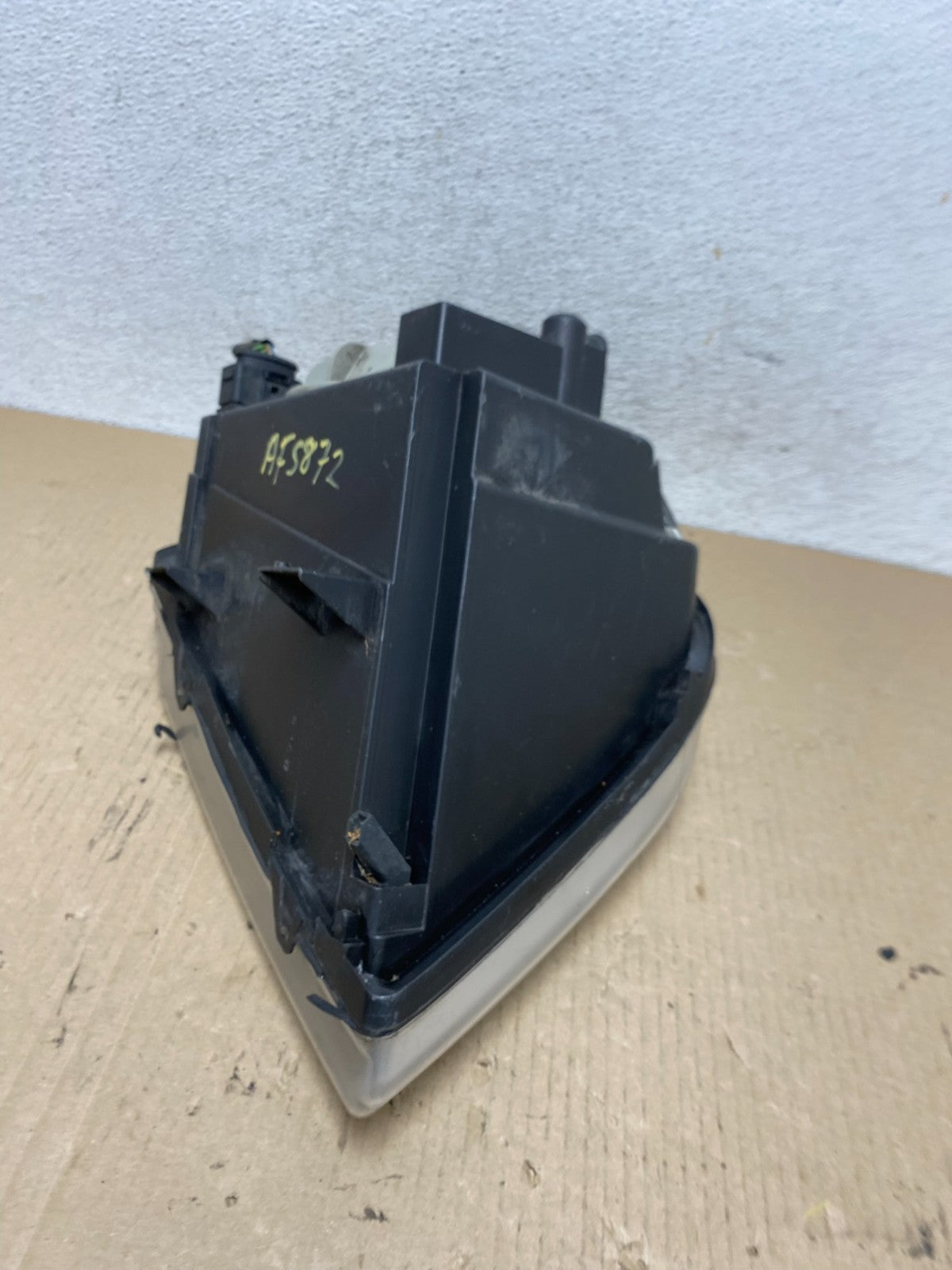 2010 to 2013 Ford Transit Connect Left Driver Side Headlight AF5872 DW4