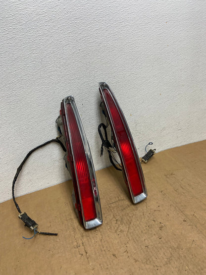 1994 to 1999 Cadillac Deville Left+Right Side Tail lights AD1405 LK2