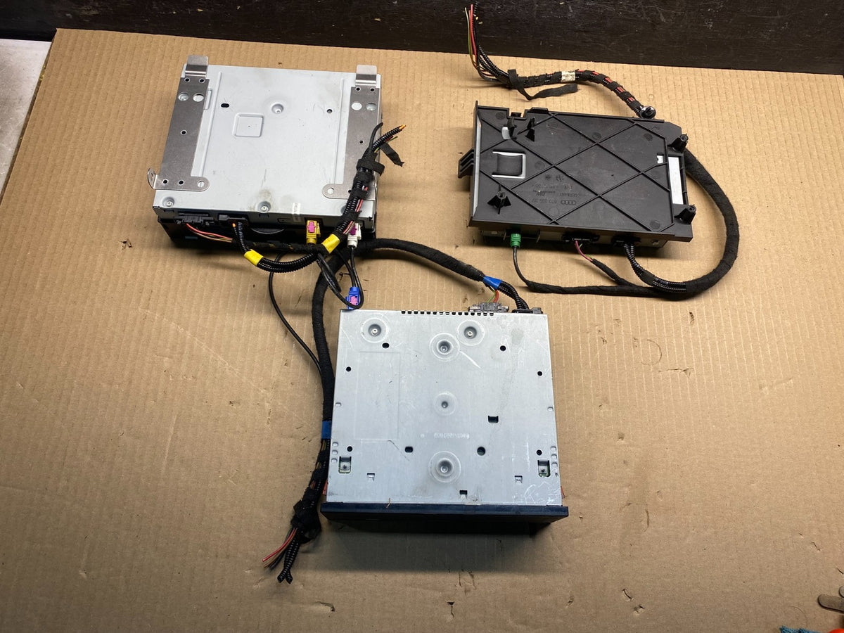 2008 - 2012 Audi A4 Radio Receiver Audio Control Module 3 Pcs Set AH7442 DG2