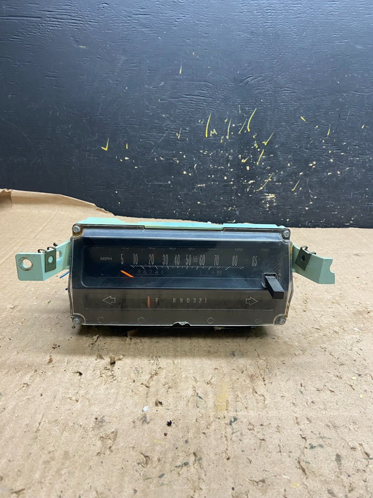 1981-1989 Cadillac Brougham Speedometer Cluster Gauge OEM  z4083 DG0