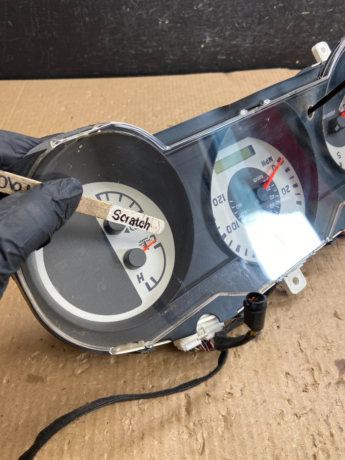 2003 to 2004 Nissan Xterra Frontier Speedometer Cluster Gauge AE4209 DG3