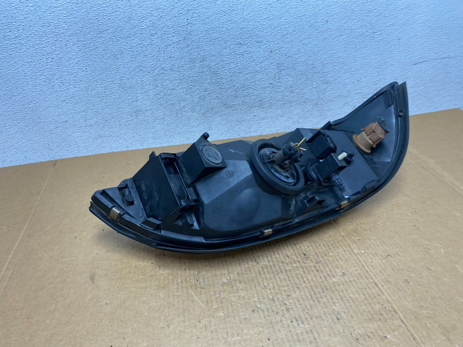 1999 to 2003 Ford Windstar Left Driver LH Halogen Headlight AE0421 DW5